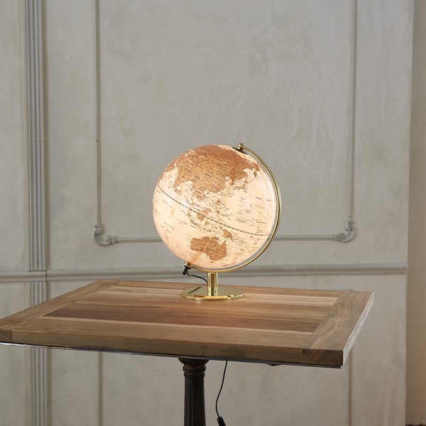 Illuminated Globe Lamp