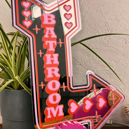 Retro Bathroom Arrow Mirror