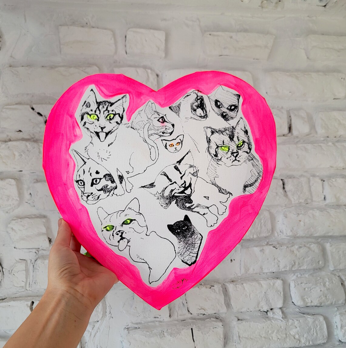 Cats - original painting, heart canvas, fluo pink - 画像 (1)