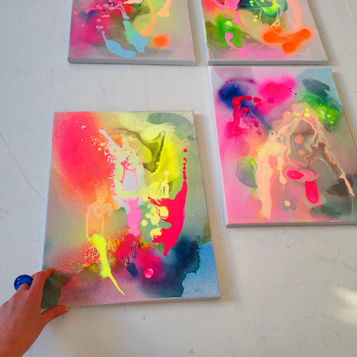 Neon Abstract Canvas Painting Set - 画像 (2)
