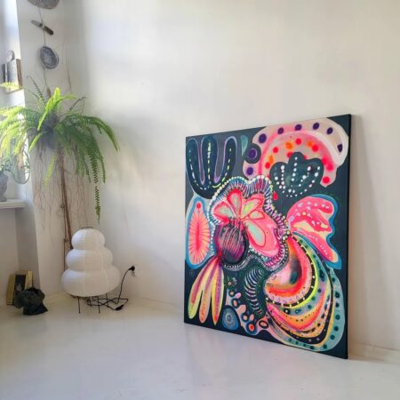 大型アクリル原画 抽象画 花の床置きインテリアイメージ