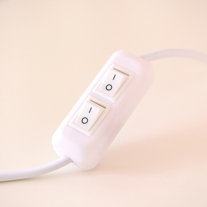 Radiant テーブルランプ