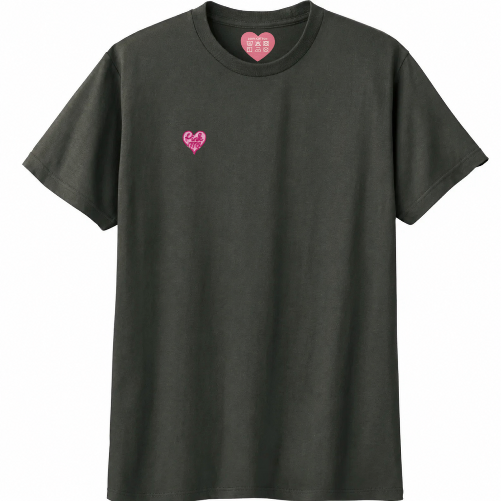 Pink Me ワンポイントTシャツ_右胸_チャコール
