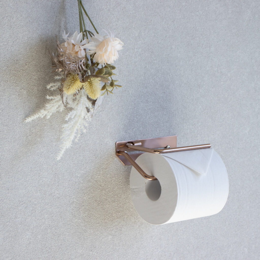トイレットペーパーホルダーホルダー Cloeクロエ 使用イメージ
